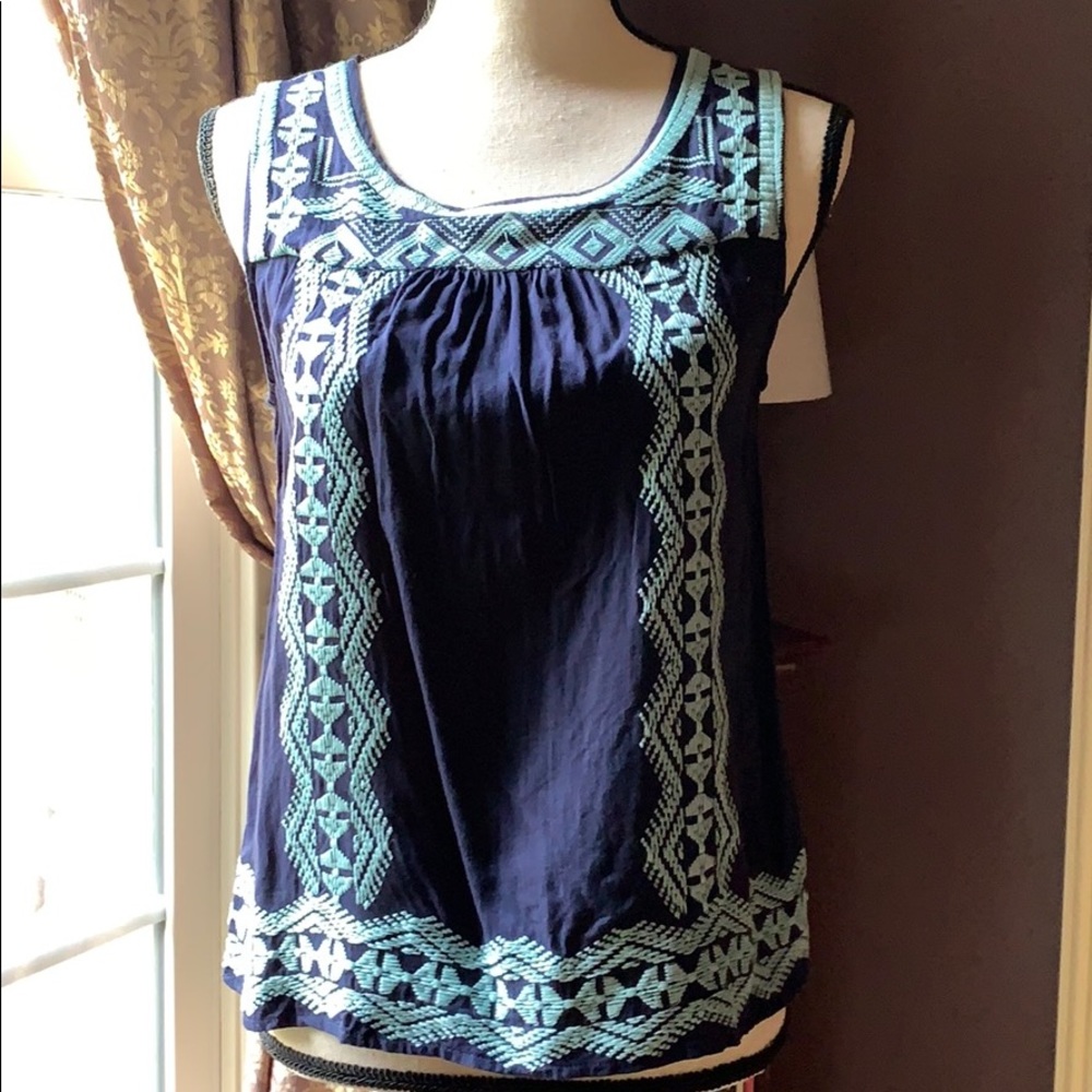 Get ready for SPRING!! Adorable tank!!